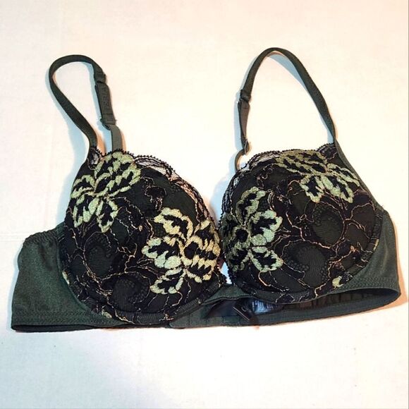 La Perla Other - La Perla Green Lace Push Up Bra Size 34C